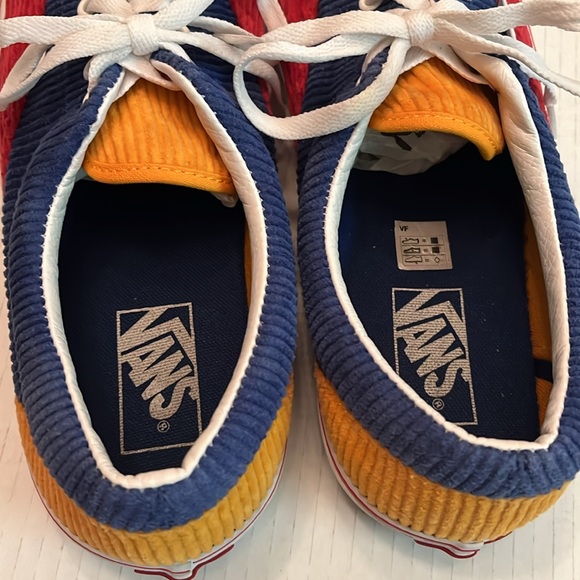 Vans Era Corduroy Sneaker - Picture 9 of 13